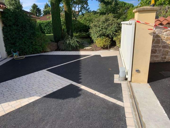 Dallage et pavage extérieur Priay